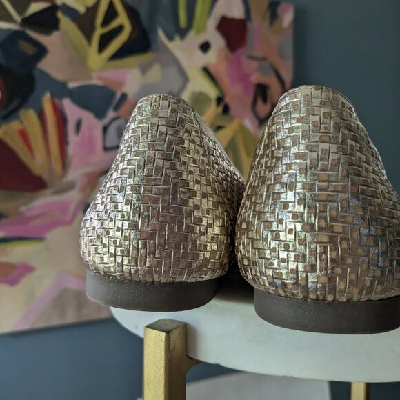 Vionic Anita Woven Gold Leather Ballet Flat Sz 10 Never Worn` - Picture 3 of 7